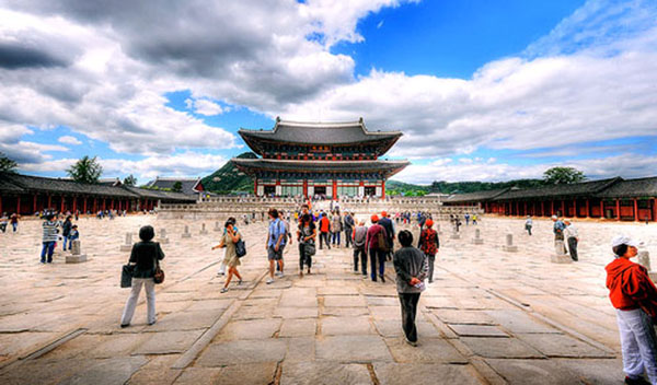 han-quoc-don-gian-hoa-ho-so-xin-visa-han-quoc-de-hut-du-khach