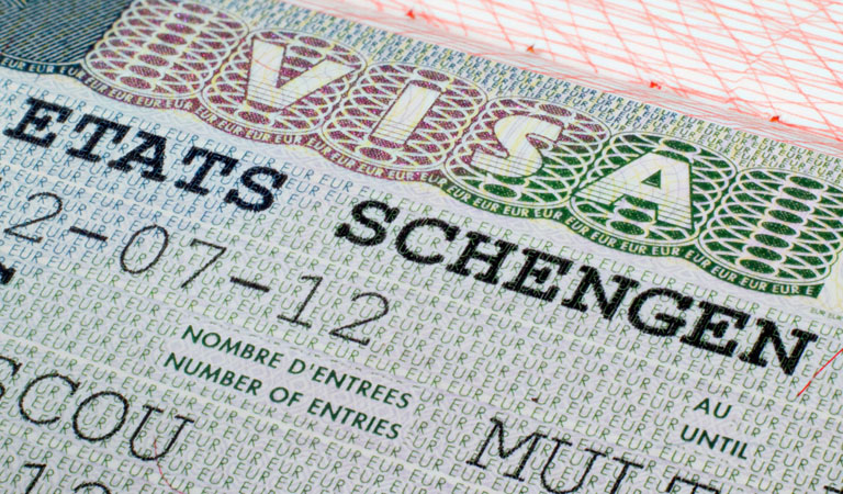 mot-so-luu-y-xin-visa-czech