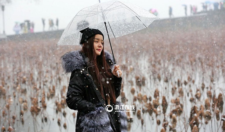 trang-chu-canh-dep-me-hon-nhung-vung-dat-chim-trong-tuyet-trang-04